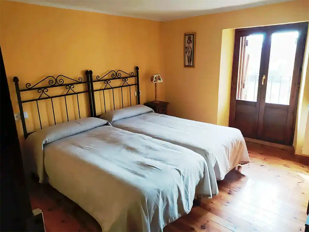 Habitación 1 – Camas separadas Casa Cebollero habitación 1 camas separadas