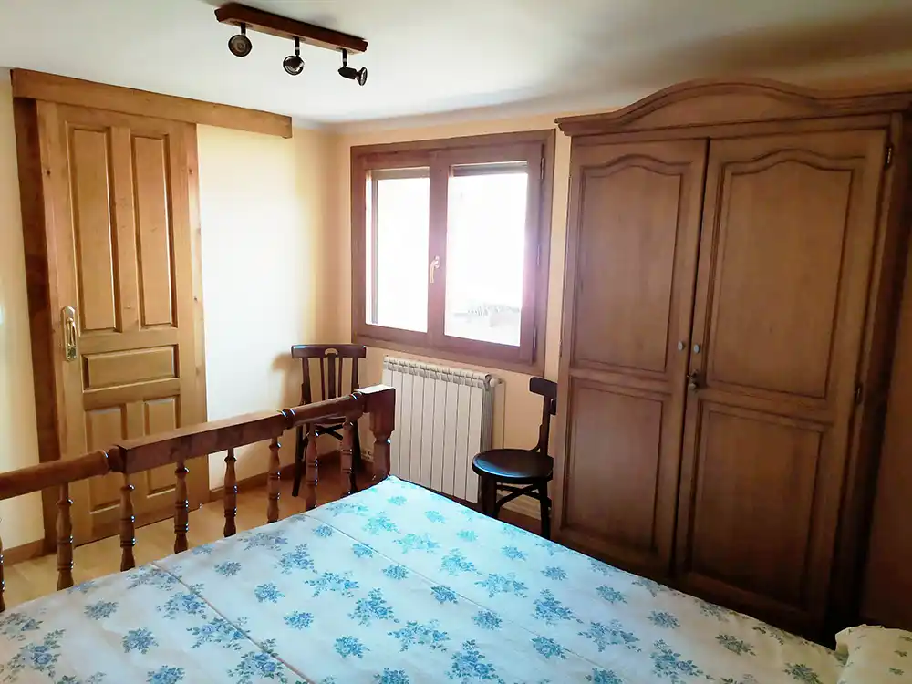 Habitacion 5 – Cama de matrimonio Casa Cebollero habitación 5 cama de matrimonio